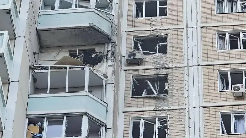 Ночная атака на Москву: десятки дронов сбиты, есть жертвы и разрушения