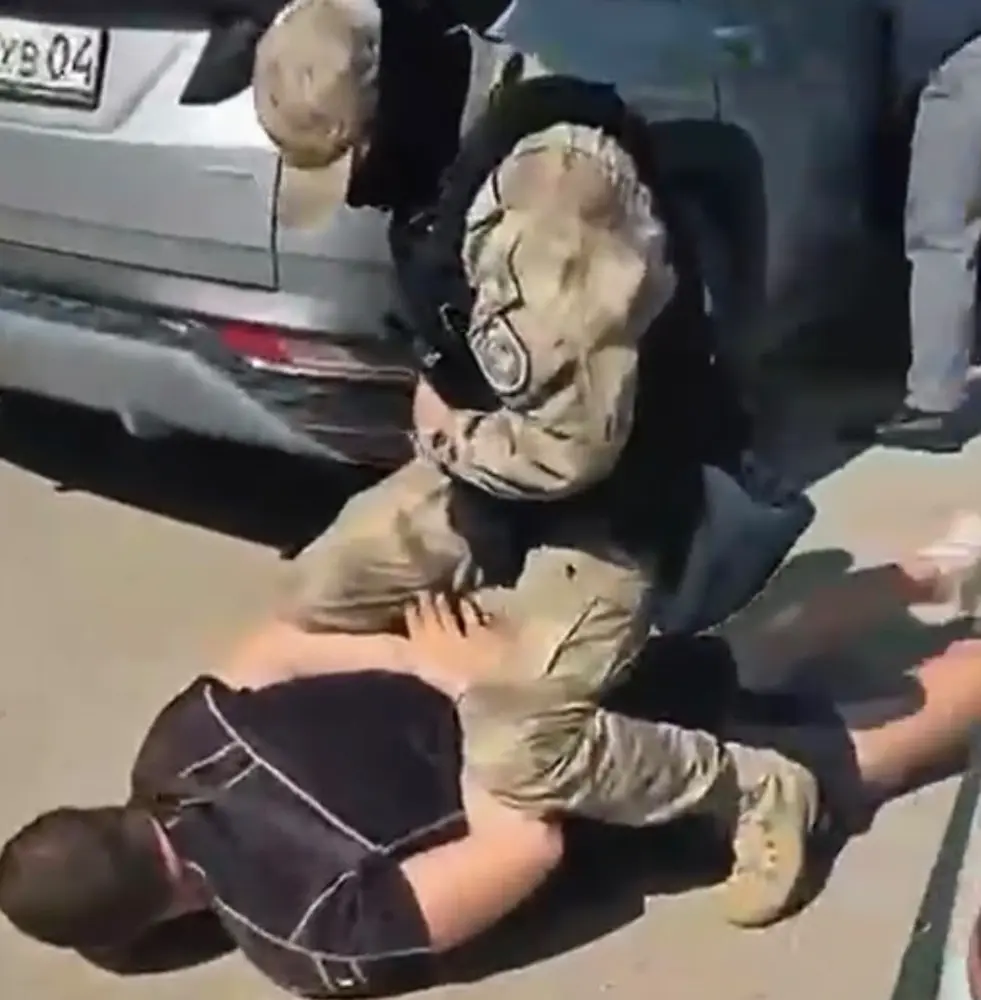 Спецоперация в Актобе: задержаны семеро подозреваемых в вымогательстве и грабежах